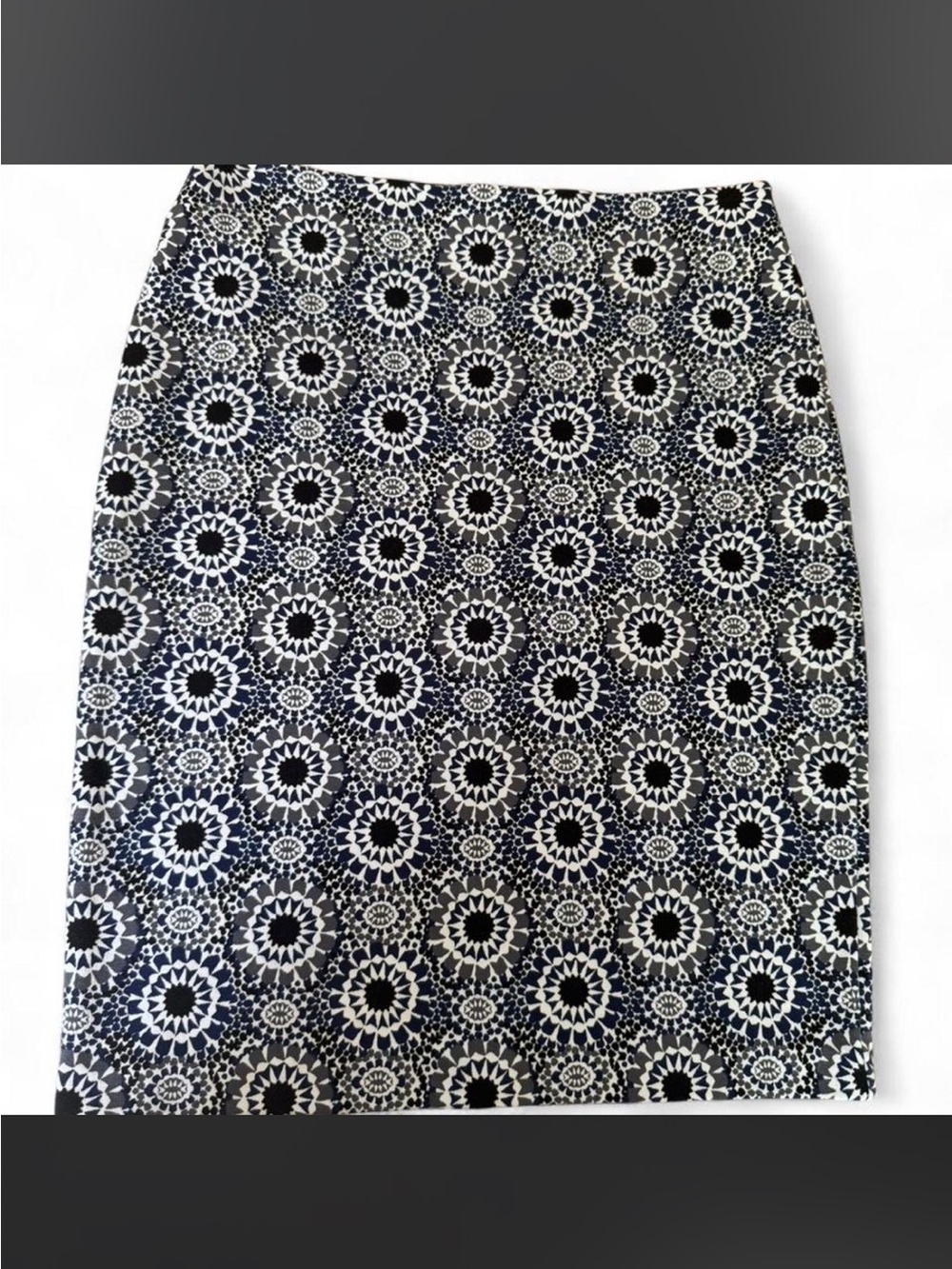 Ann Taylor Black and White Geometric Pencil Skirt